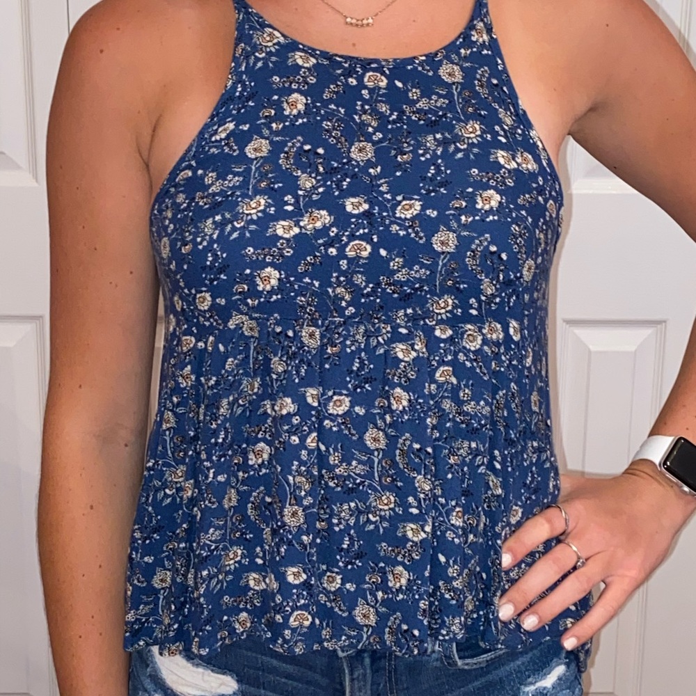 Cute American Eagle top